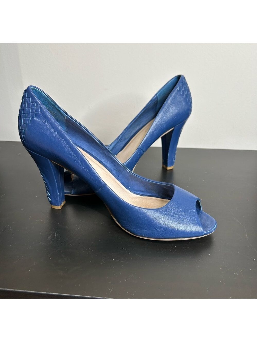 Elliott Lucca Leather Peep Toe Heels Woven Design 4" Heel Cobalt Blue Size 9.5